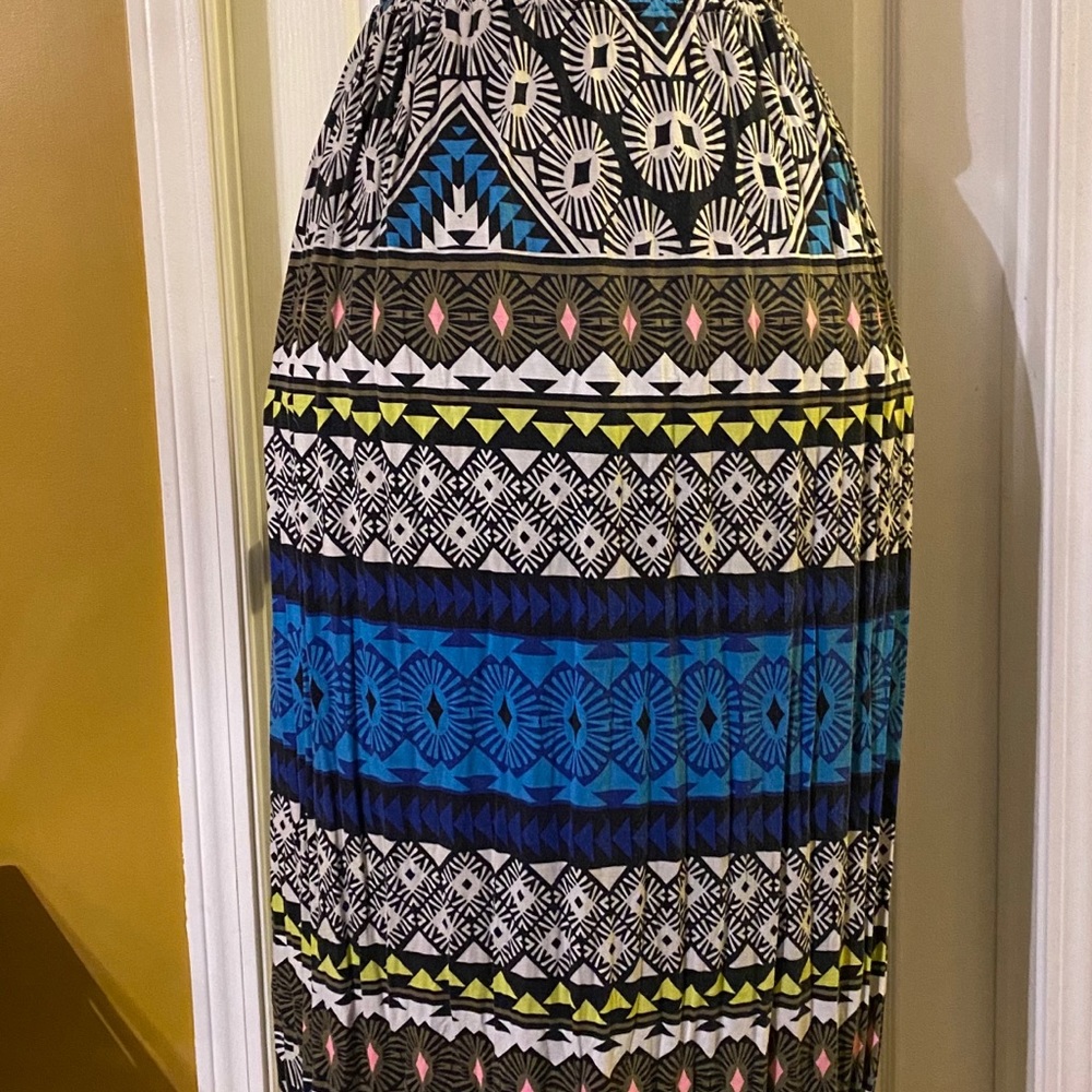 Modern-Aztec/Geometric Pattern - Picture 5 of 5